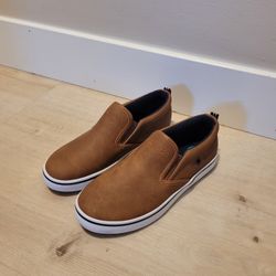 Boys Nautica Shoes Size 2 