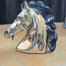 Horse Statue 