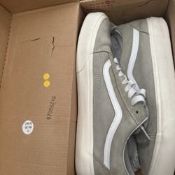 Sneakers 4 Sale (NOT FREE Price Below ⬇️)