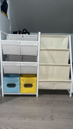 Toy shelf