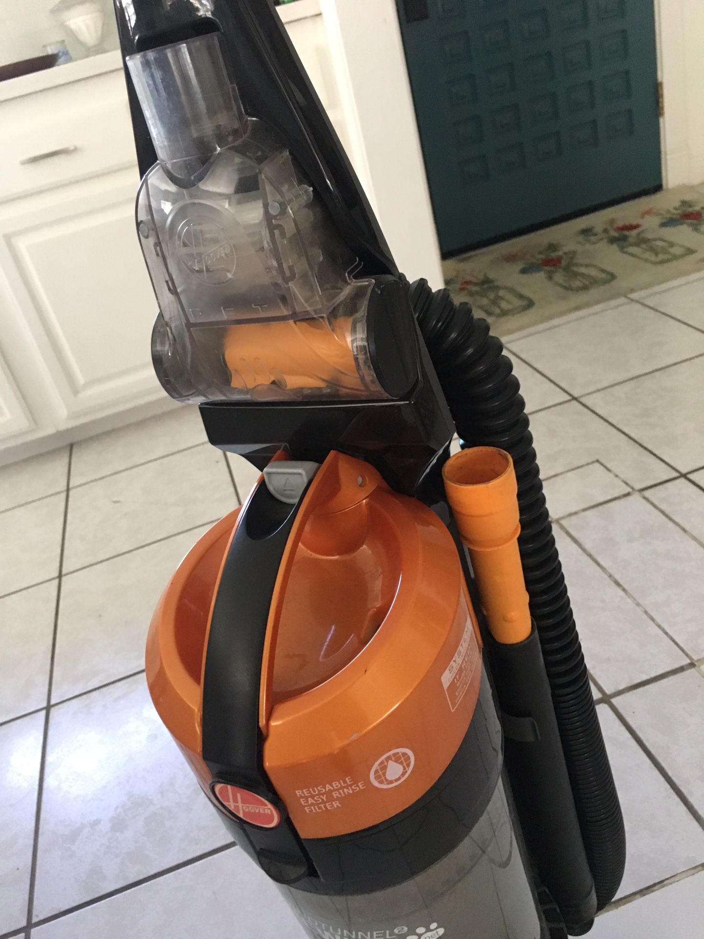 Hoover vacuum in Excellent condition $30