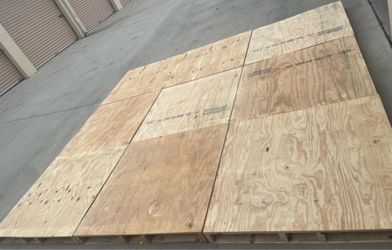 Platform pallets 45x48 9 pallets total