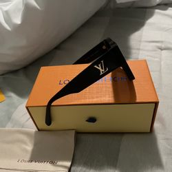 Sunglasses Louis Vuitton 
