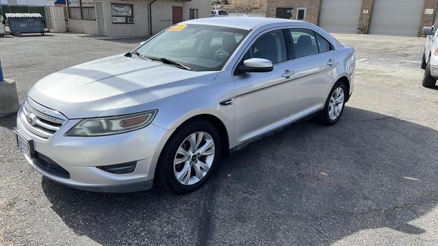 2011 Ford Taurus