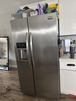 Frigidaire Refrigerator