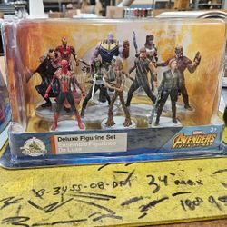 Marvel Studios - Disney Store - Set Figurines PVC Deluxe - Avengers Infinity War