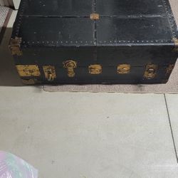 Vintage Black Metal Foot Locker