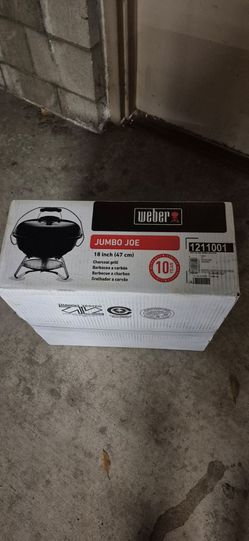 BRAND NEW WEBER GRILL