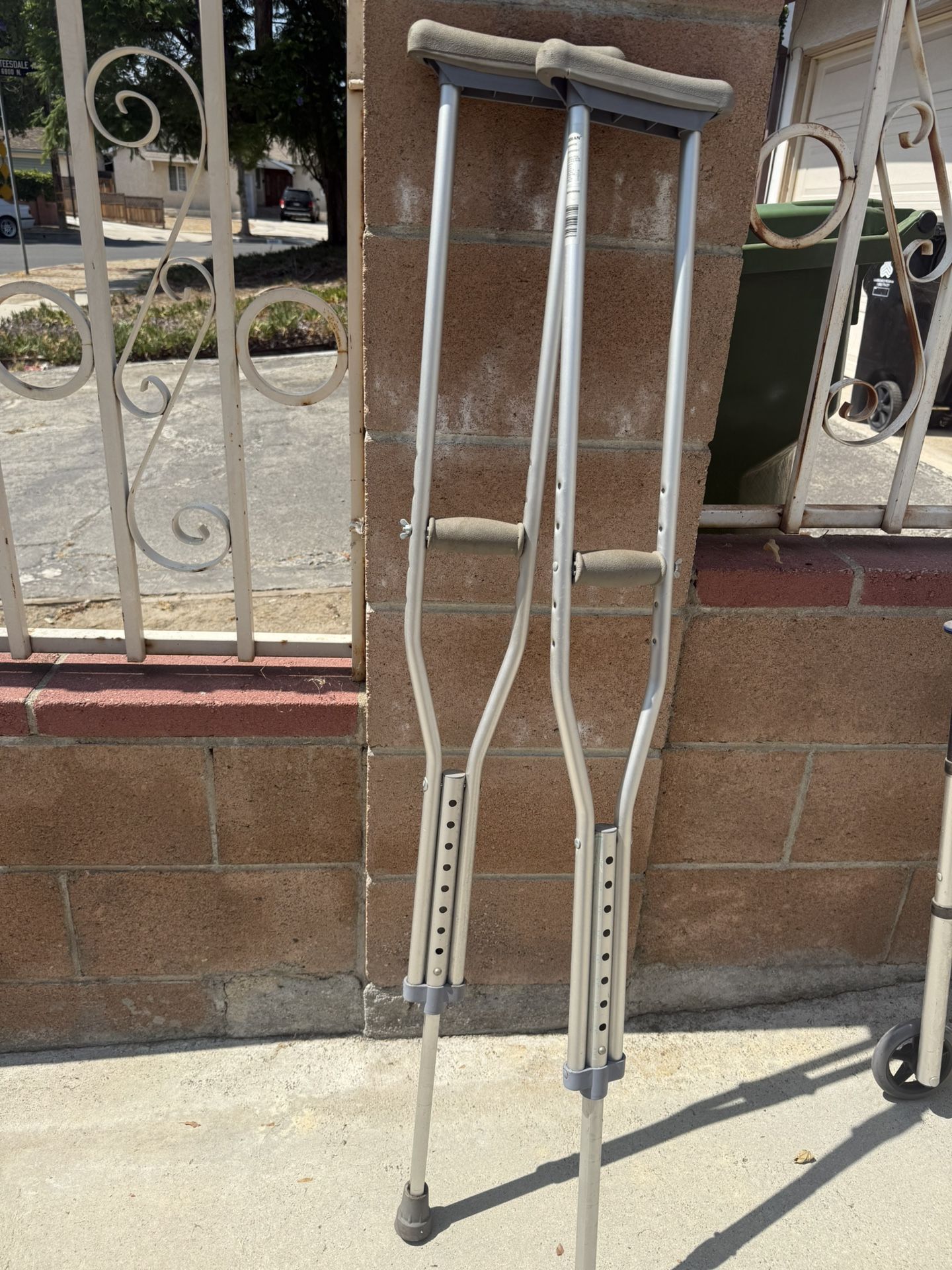 Crutches