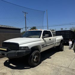 1999 Dodge Ram 3500