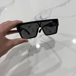 LV Glasses 