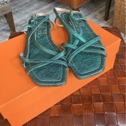 AGL Woman’s Sandal Size 37