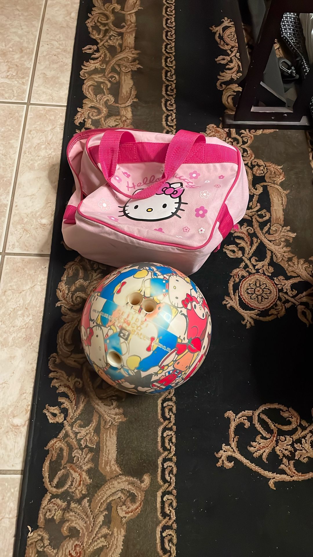 Hello Kitty Bowling Ball w/Bag