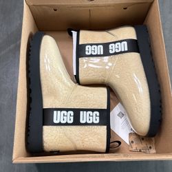 Uggs Womens Size 7