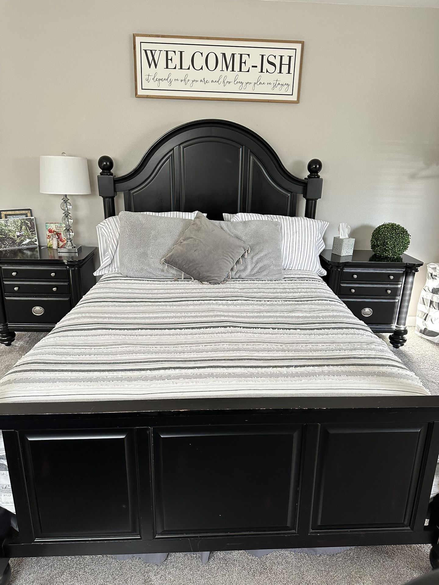 Queen Bedroom Set