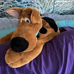 Large Scooby Doo plush pillow