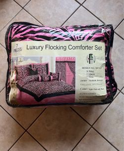 7-Piece King Luxury Flocking Comforter Set