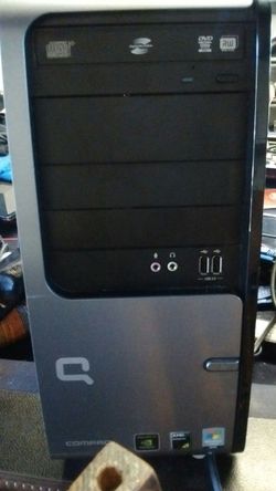 Compaq windows 7 desktop with 19inch monitor