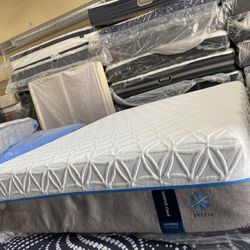 Queen Mattress Luxebreeze Soft 