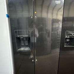 ‼️BRAND NEW WHIRLPOOL 36” BLACK SIDE BY SIDE FRIDGE W/ EXTERNAL WATER & ICE ‼️DELIVERY‼️ PAYMENTS‼️ 