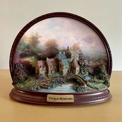 Thomas Kinkade Village of Light Lamplight Lane Plate