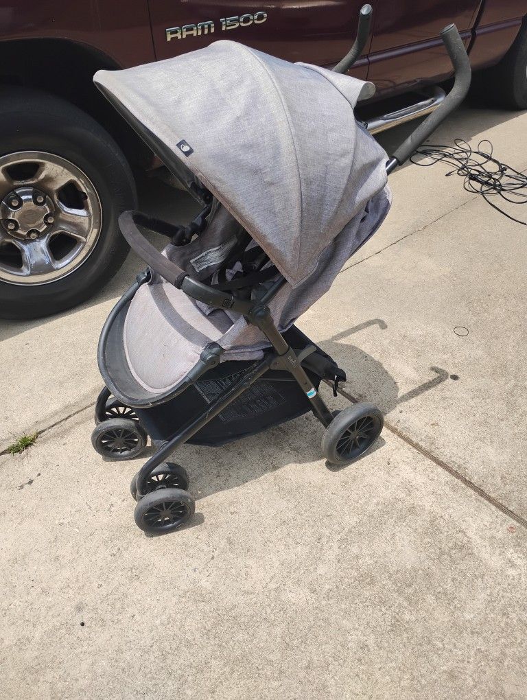 Stroller 