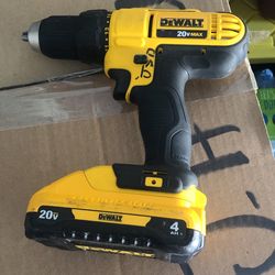 DEWALT 20V MAX 