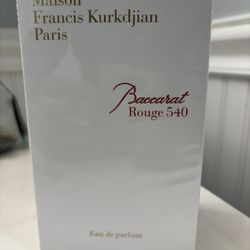 Baccarat Rouge 540 EAU de perfum
