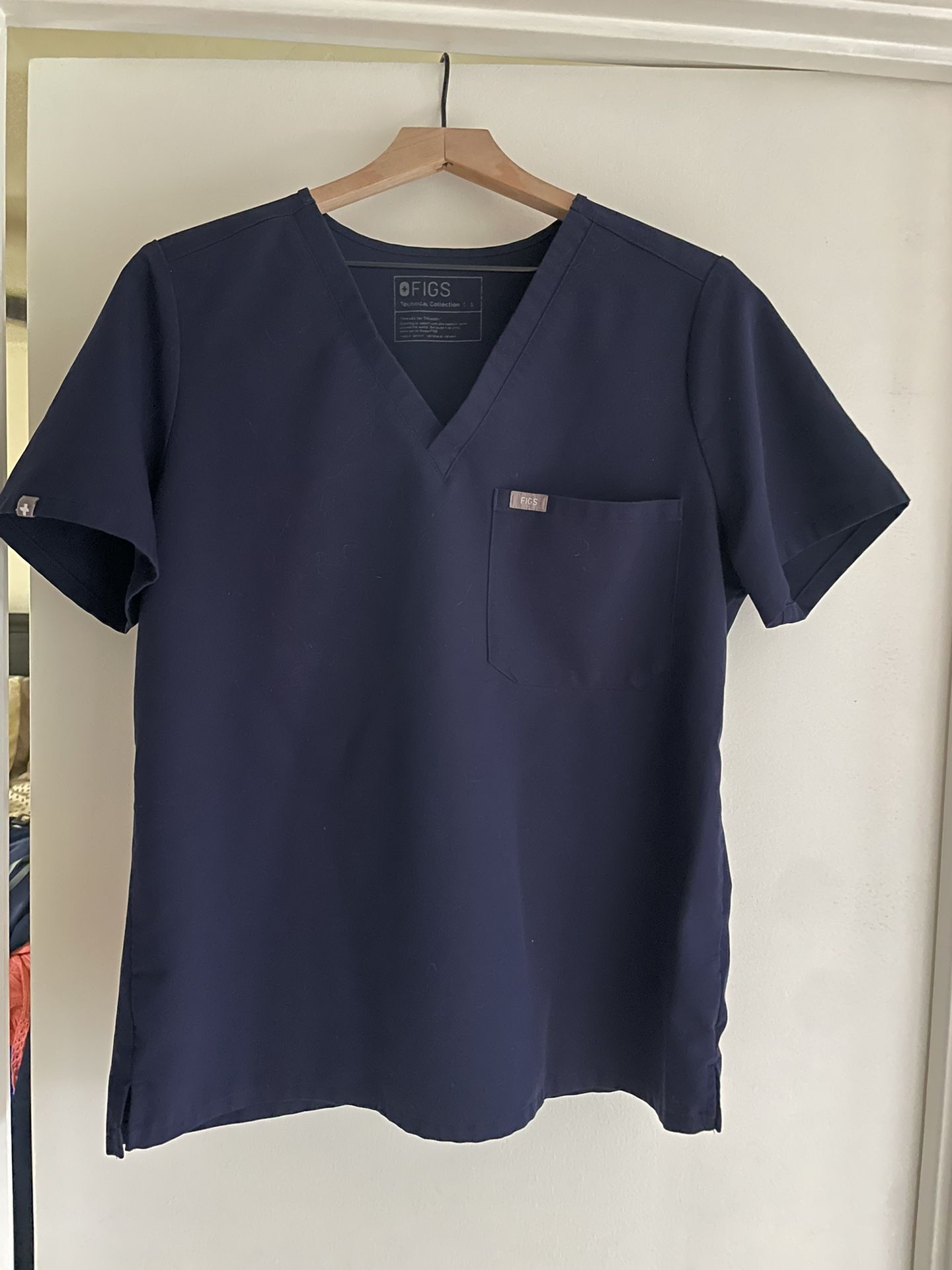 FIGS scrubs