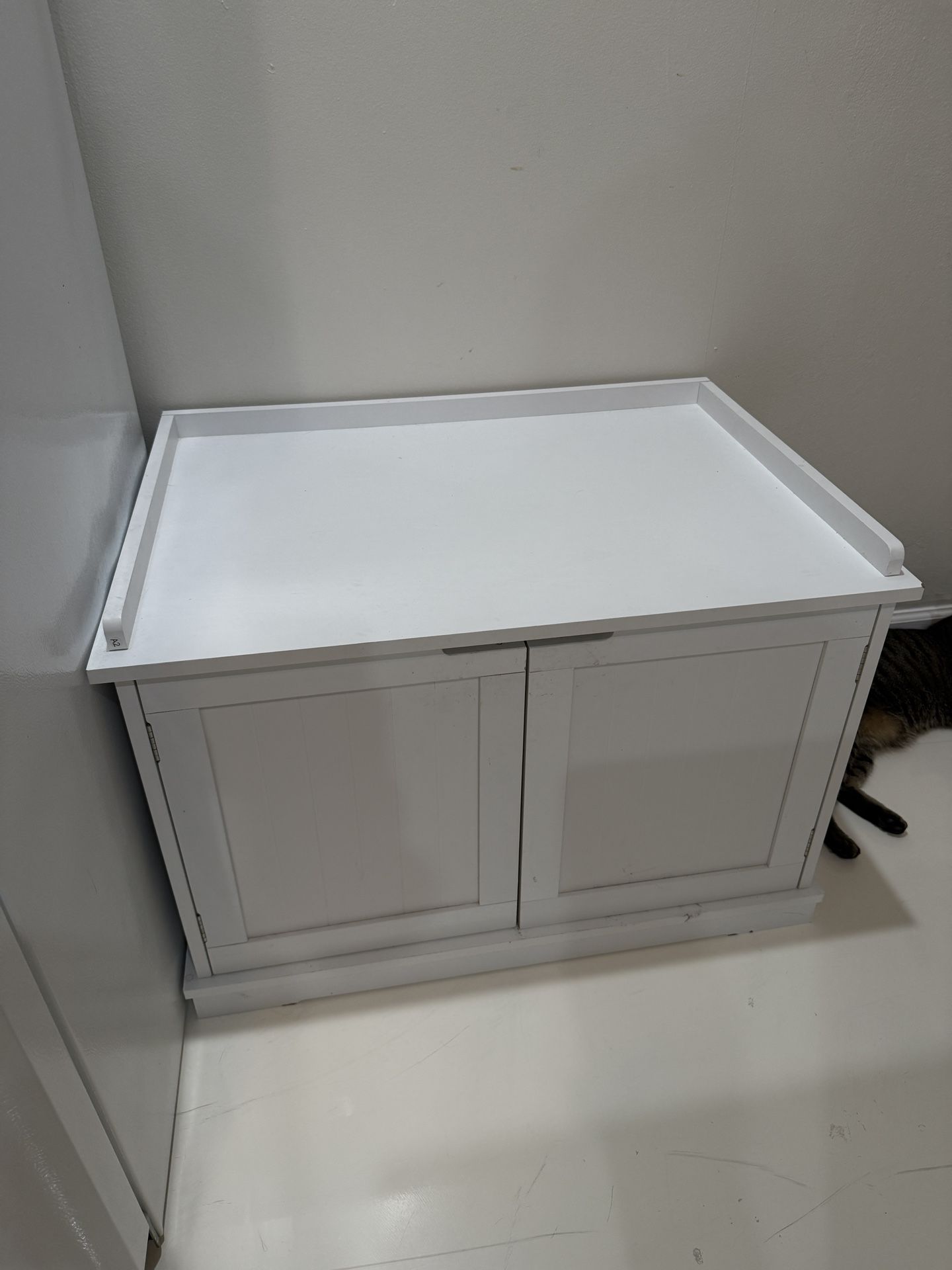 Topeakmart White Decorative Furniture Hidden Washroom Cat Litter Box