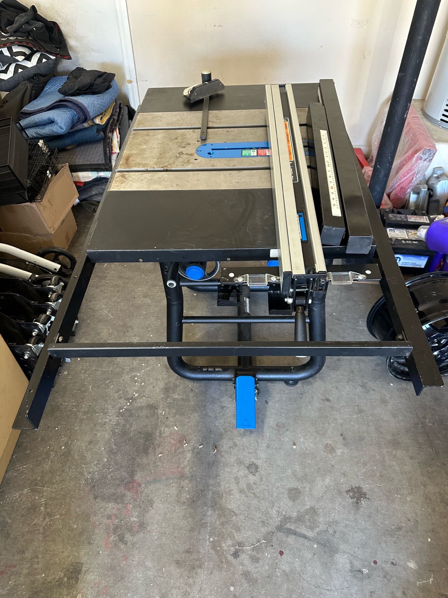 Delta table saw