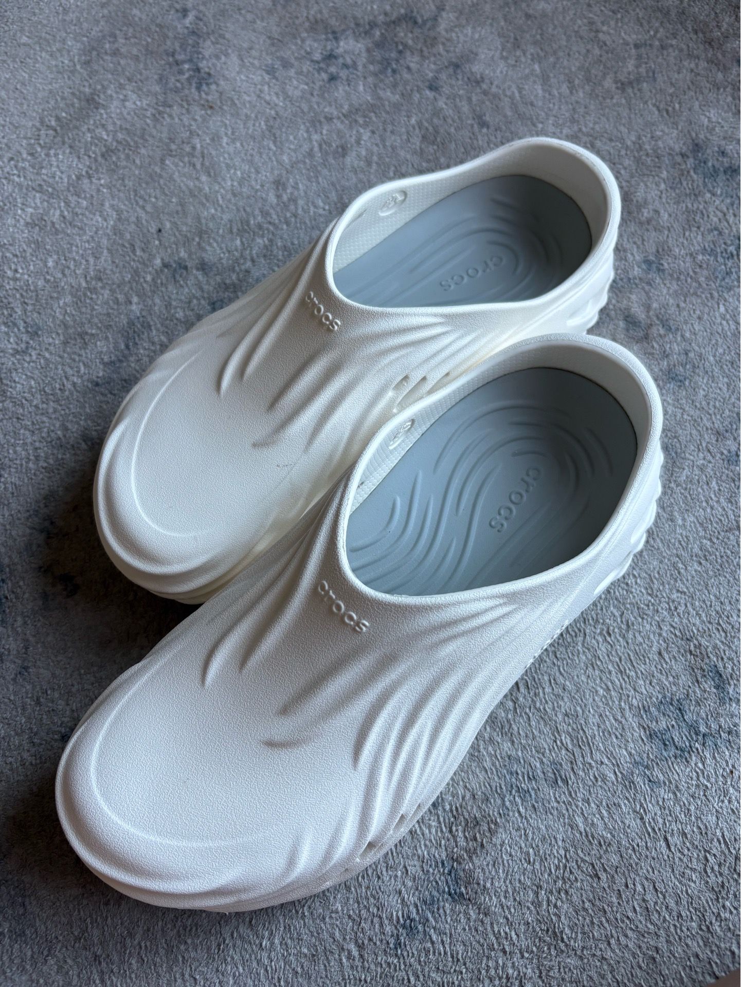 Crocs Echo Wave size M9 or W11