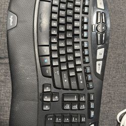 Logitech Wireless Keyboard 