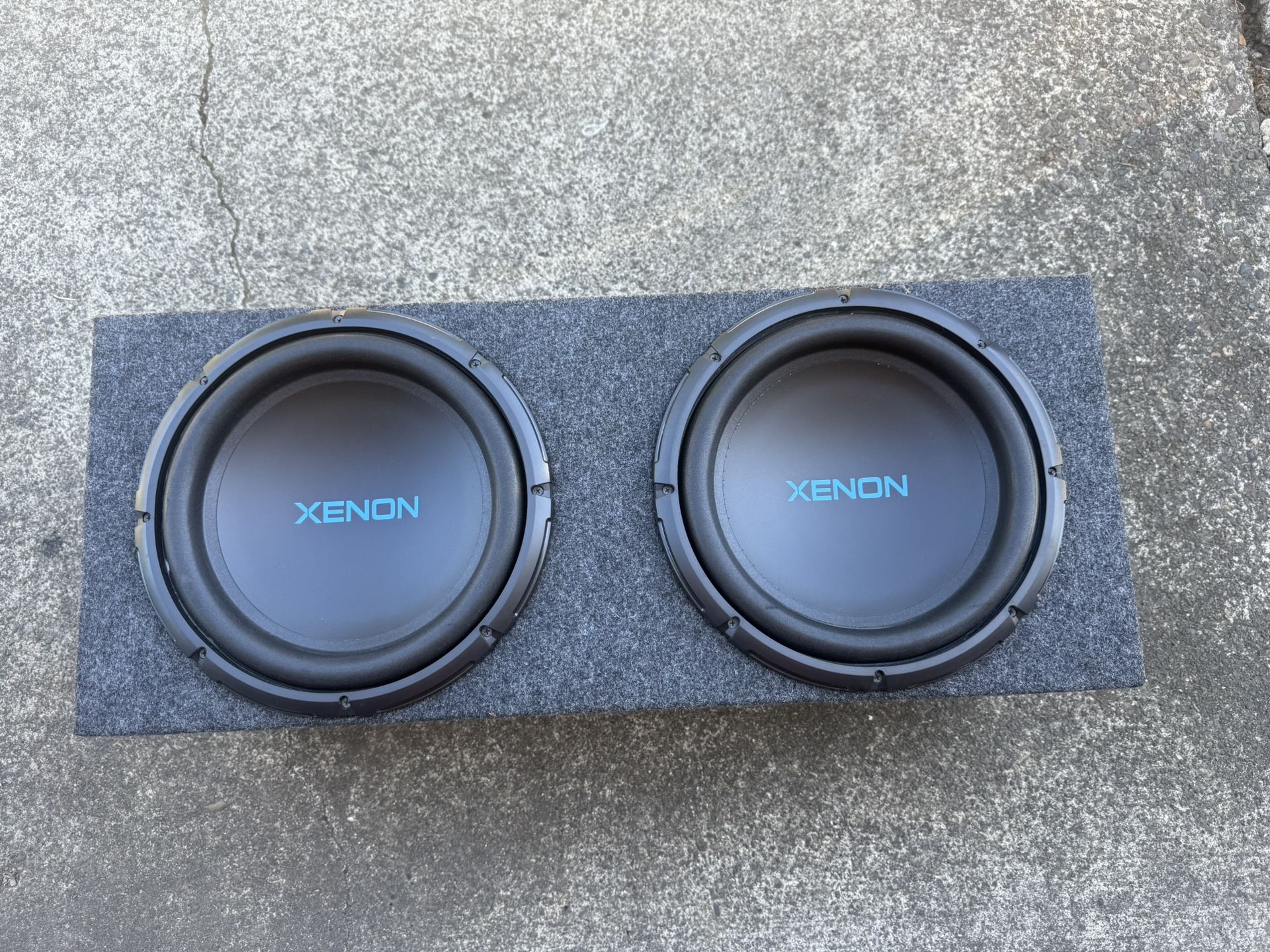 2 12in Subs In Box