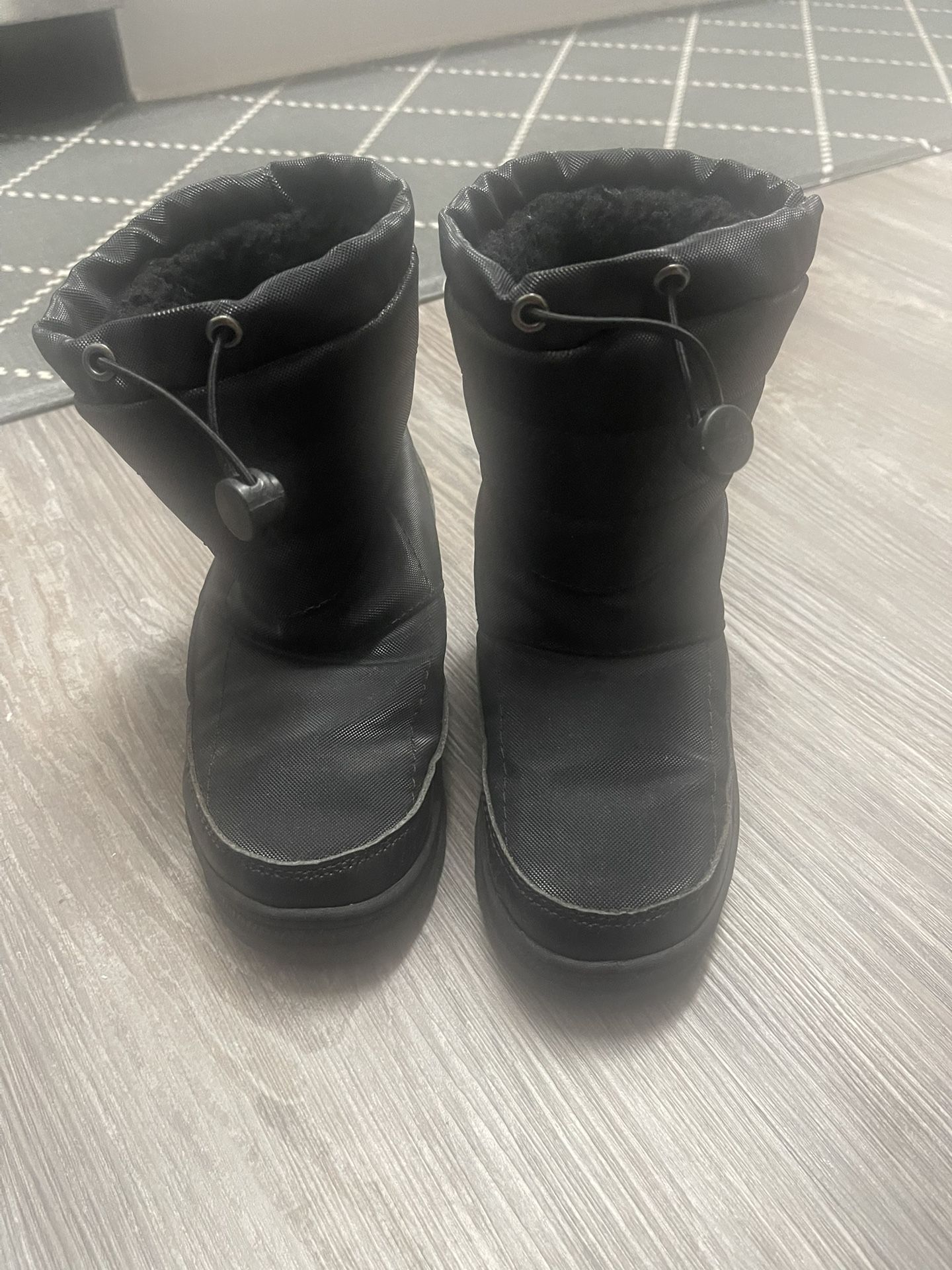 Kids Snow Boots Size 12