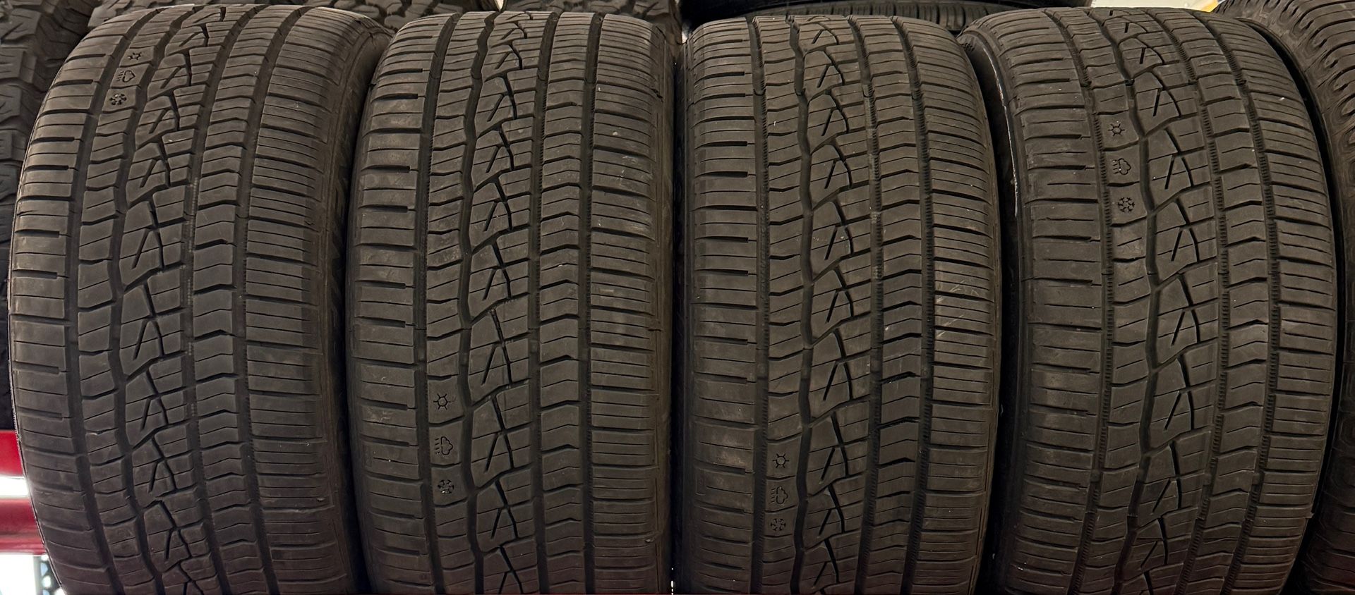 Continental 245 40 18