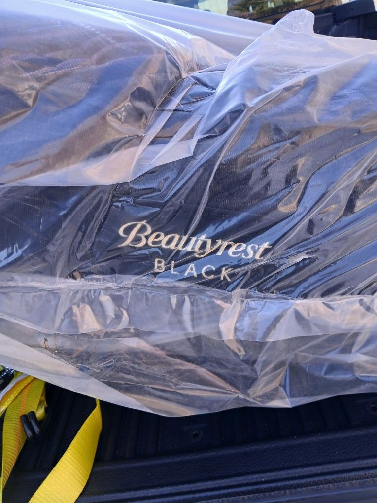 Mattresses Kings  and Queens