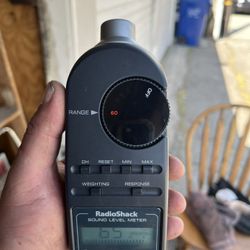 Audio level decimal reader