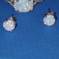 Beautiful opal set Oct birthstone size 8