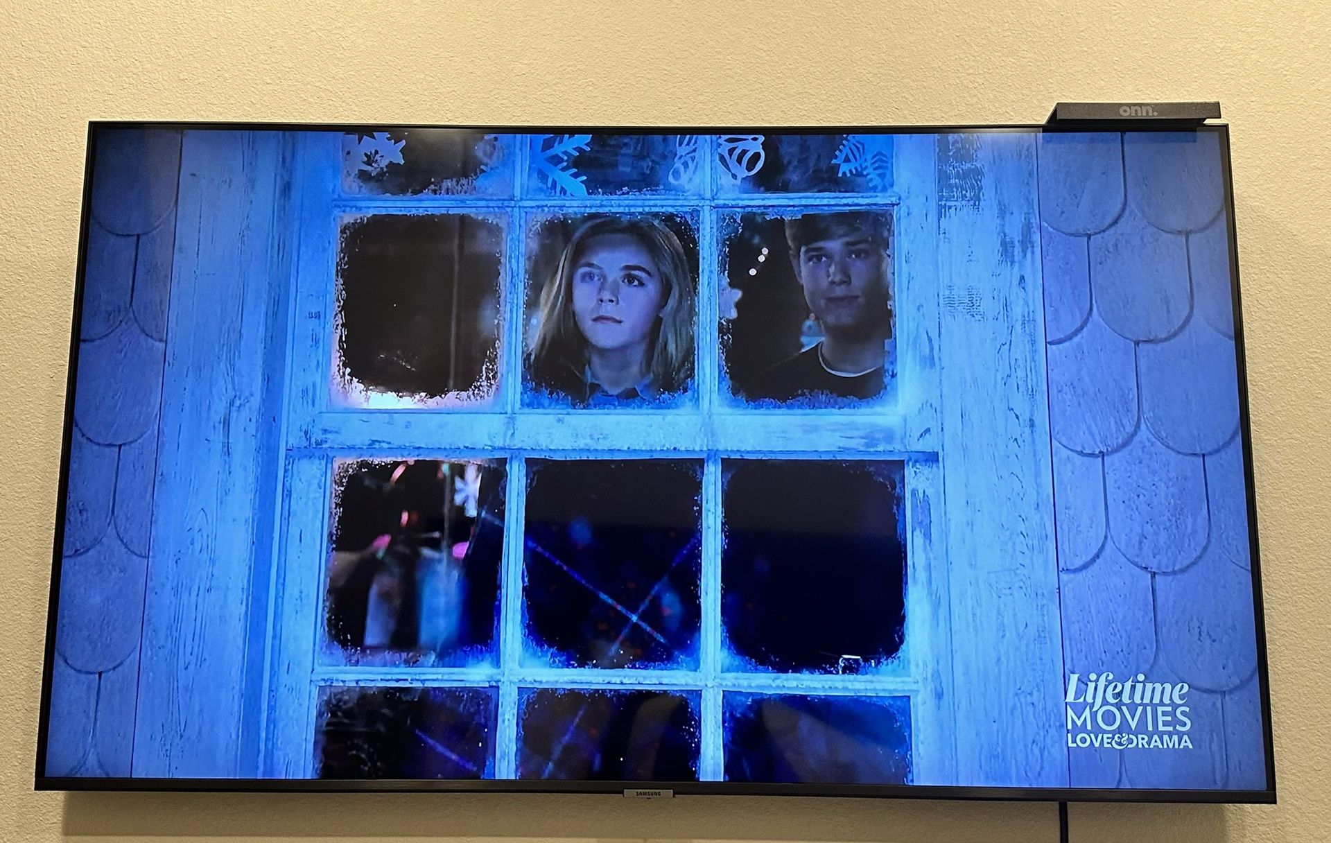 43 in Smart Flatscreen TV -  smart features & HD Display!