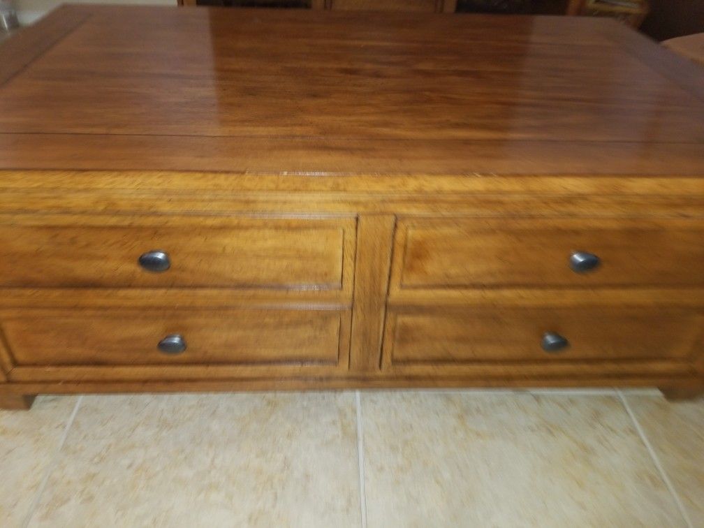 Ethan Allen Cassidy Coffee Table