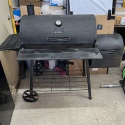 King Griller Smoker 