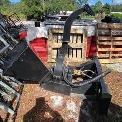 QUICK ATTACH WOOD CHIPPER 