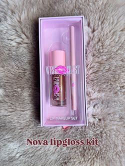 Lip kits