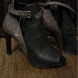 Michael KOR Boots