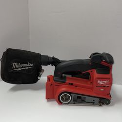 Milwaukee M18 FUEL 18-Volt Lithium-Ion Cordless Belt Sander (Tool-Only) 