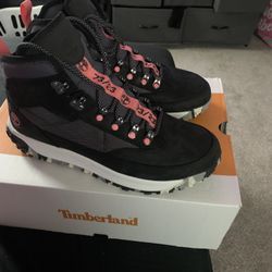 Like New Womens Size 10 Timberland Boots
