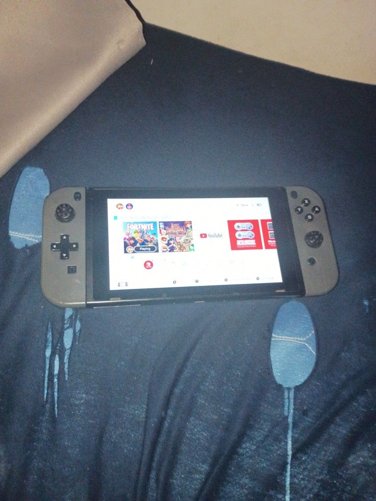 Nintendo Switch