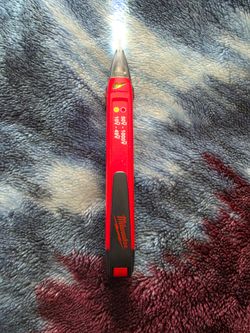 Milwaukee Non-Contact Voltage Tester