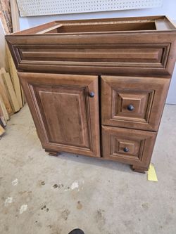 Bathroom cabinet